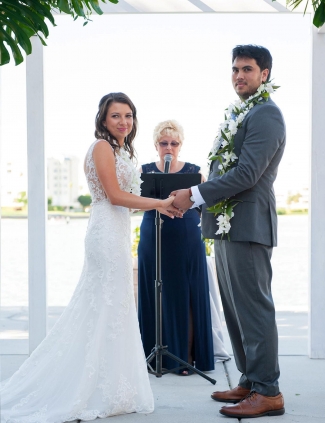 WBTS-hawaiian-bride-groom-BS