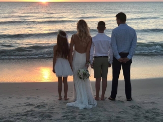 WBTS-wedding-couple-kids-sunset-watching